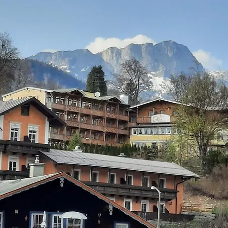 G & H Almrausch شقة