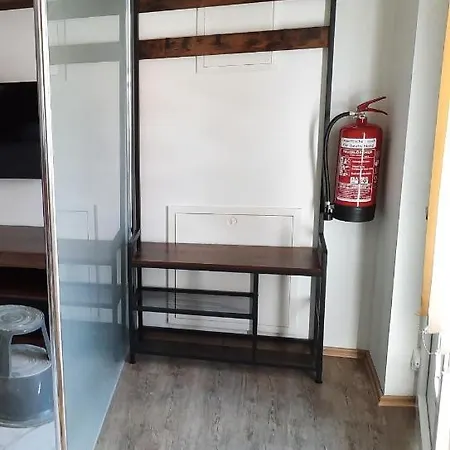 G & H Almrausch شقة