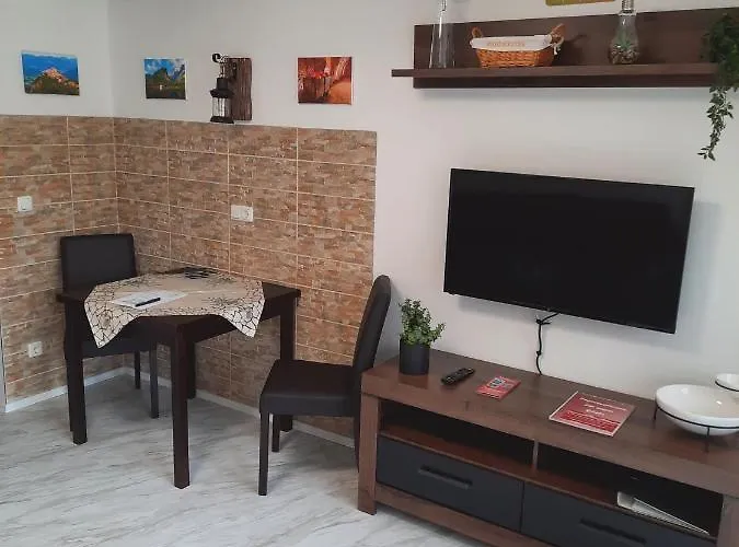 G & H Almrausch Apartment